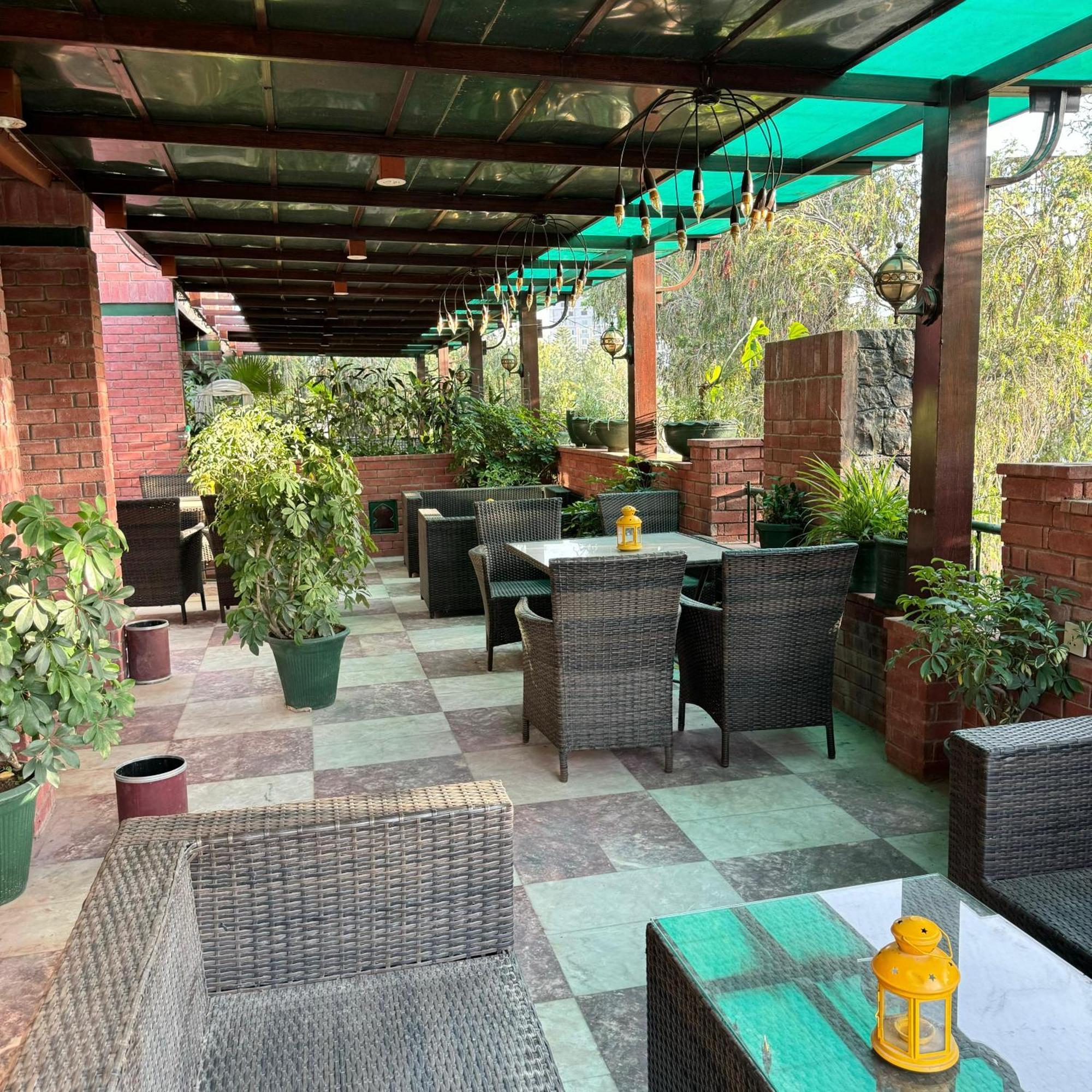 רוואלפינדי Greenlux Residency מראה חיצוני תמונה