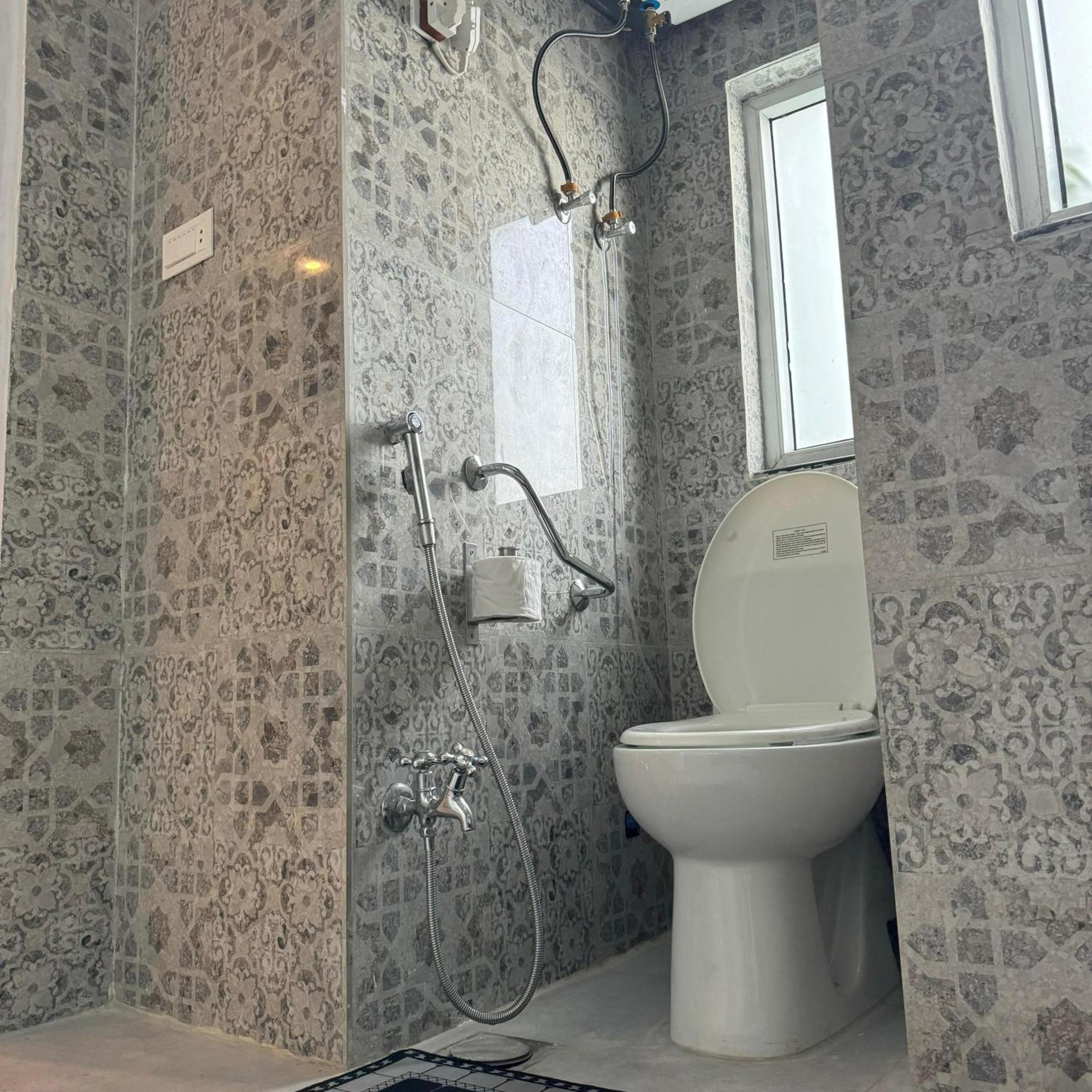 רוואלפינדי Greenlux Residency מראה חיצוני תמונה